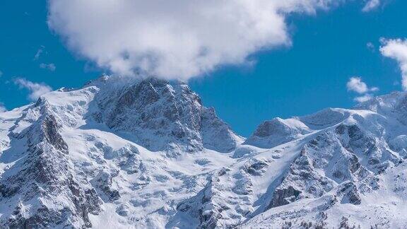 LaMeije峰与冰川在Ecrins国家公园和Oisans山冬季上阿尔卑斯法国阿尔卑斯法国
