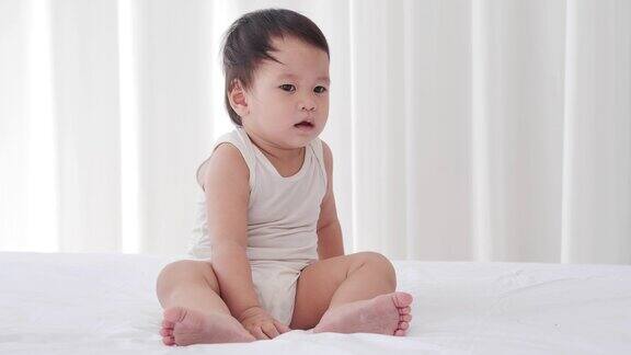 9个月大的亚洲男婴东南亚和东亚:亚洲婴儿