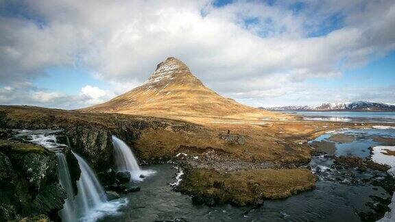 4K延时:Kirkjufell山Snaefellsnes半岛冰岛瀑布景观