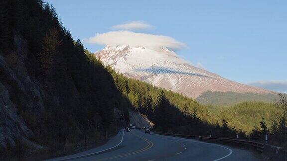 胡德山附近的公路