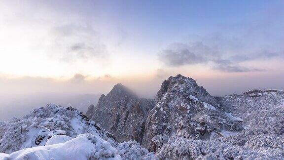 黄山的雪景