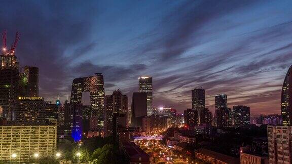 时间流逝-鸟瞰图北京在夜晚黄昏到夜晚的过渡(WSRLPan)