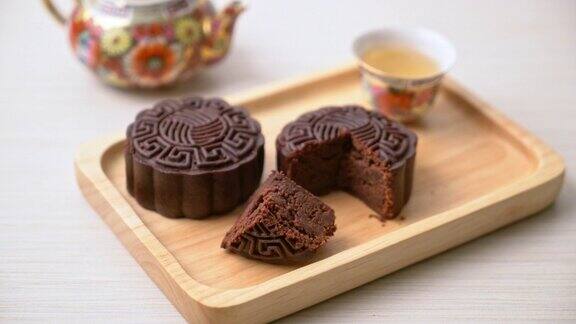 中国月饼黑巧克力味木盘