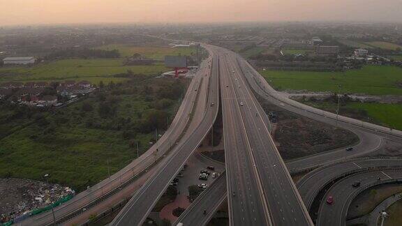 4k鸟瞰图和移动拍摄的道路运输