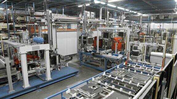 延时生产工厂的自动化生产线