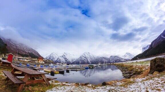 时间流逝:冬季景观雪山挪威罗浮敦群岛