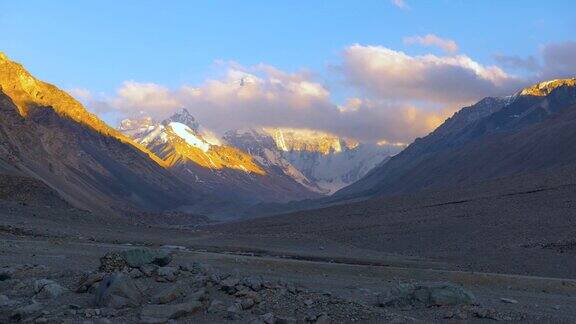 珠穆朗玛峰高清延时视频西藏中国