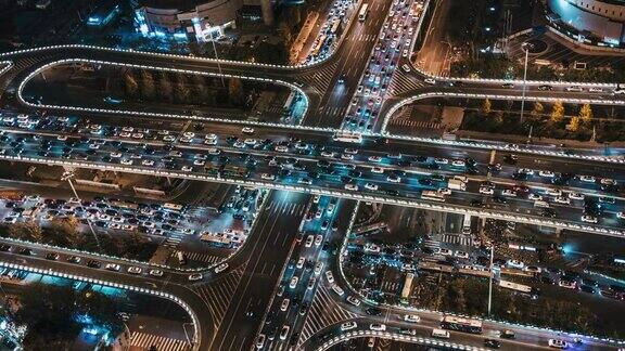 无人机视角下的夜间交通堵塞