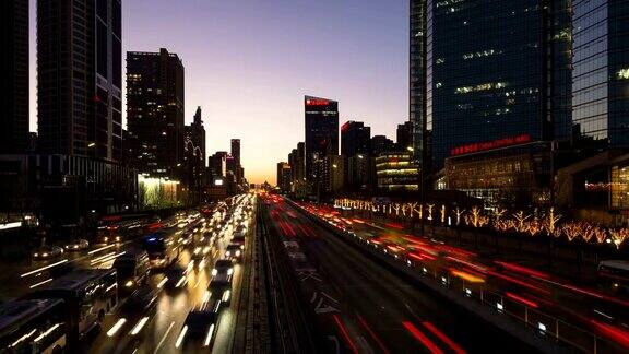 城市公路夜间交通
