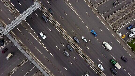 俄罗斯莫斯科市白天交通路口十字路口航拍全景4k