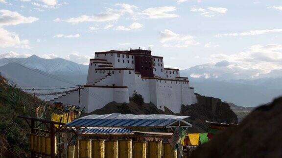西藏日喀则寺