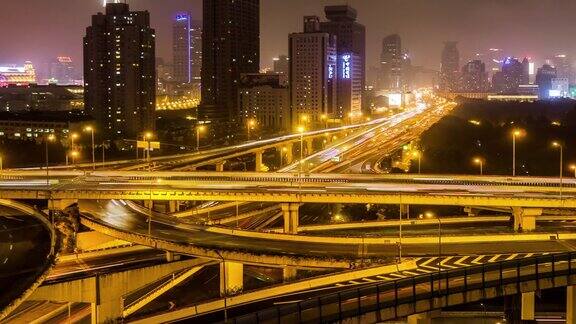中国上海高速公路和交通的发展历程