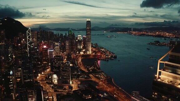 日落时的香港