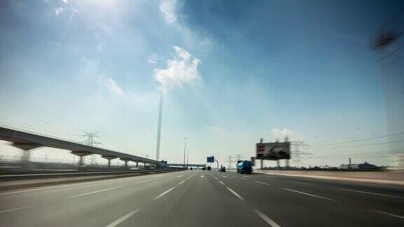 阿拉伯联合酋长国晴天迪拜城市公路旅行前全景4k时间流逝阿联酋