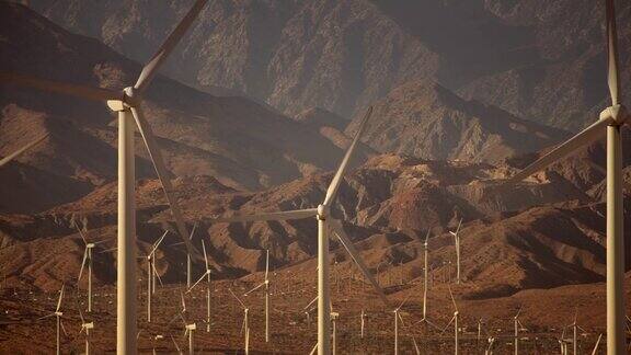 来自风力涡轮机的可再生能源美国加州的风力发电厂