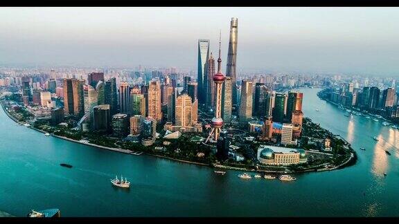 中国上海市区和的鸟瞰图