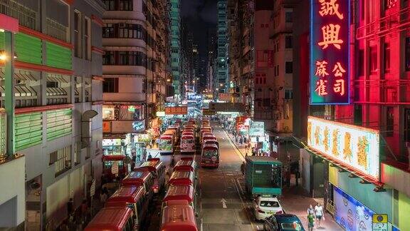 时间间隔俯视图香港孟角夜市公共小巴车站
