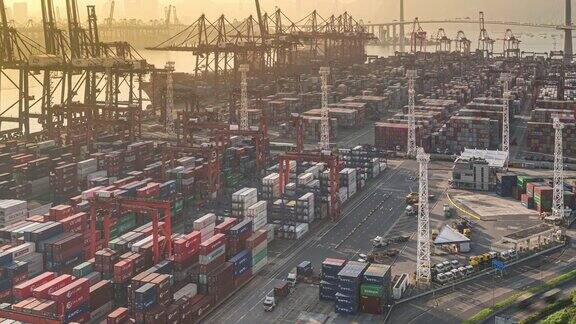 延时:货柜装卸至货轮运费在香港青衣港海运货柜港日出