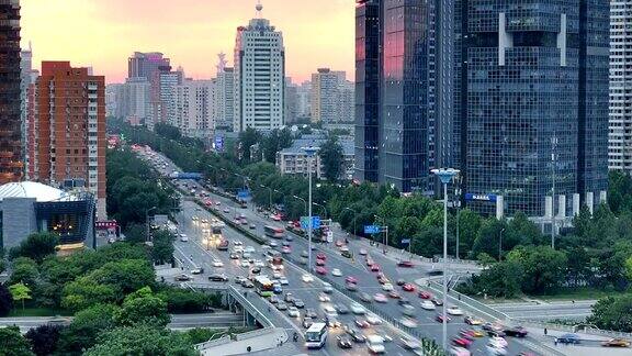 北京现代高架交通从早到晚