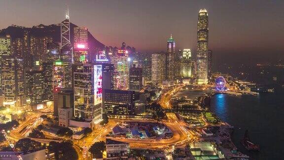 中国香港日落屋顶照明海湾车轮交通全景4k时间推移