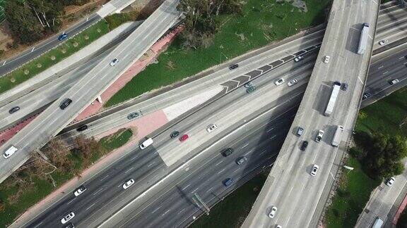 洛杉矶高速公路十字路口鸟瞰图