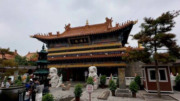 中国呼和浩特市大昭寺玉佛殿的延时摄影