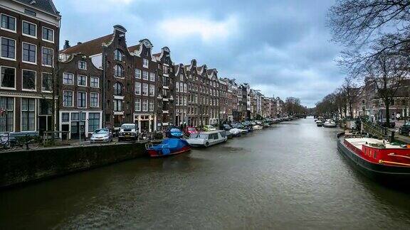 延时拍摄:荷兰西岸的阿姆斯特丹运河