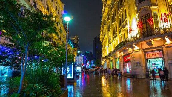 上海南京路步行街拥挤夜4k时间中国