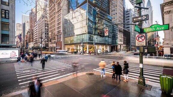 美国纽约市第五大道和西42街的十字路口