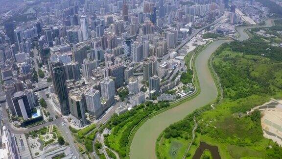 城市景观和与河流和摩天大楼