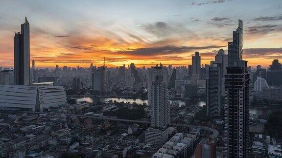 日出时的曼谷市景