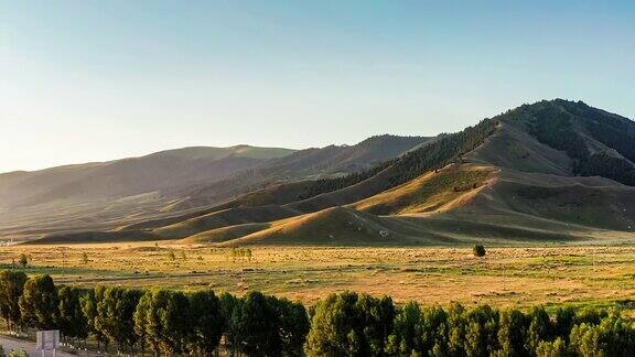 美丽的新疆山脉自然景观