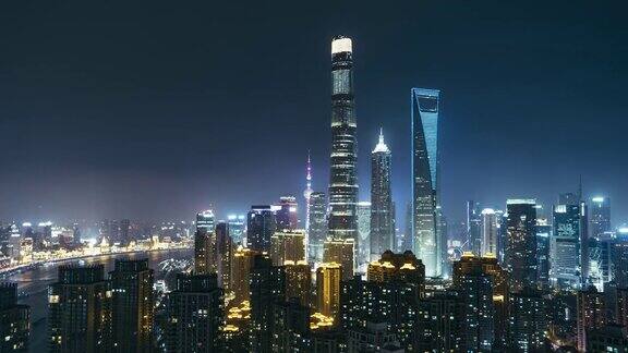 ZI高视角上海市中心和住宅区的夜晚上海中国