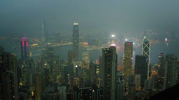 黄昏时香港的鸟瞰图