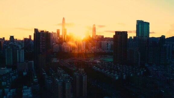 鸟瞰中国深圳的金融区和银行大楼
