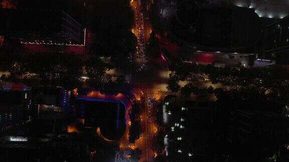 夜间照明南京市区交通十字路口高空俯仰全景4k中国