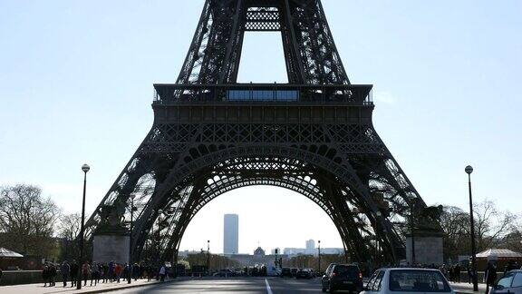 夏天的巴黎艾菲尔铁塔