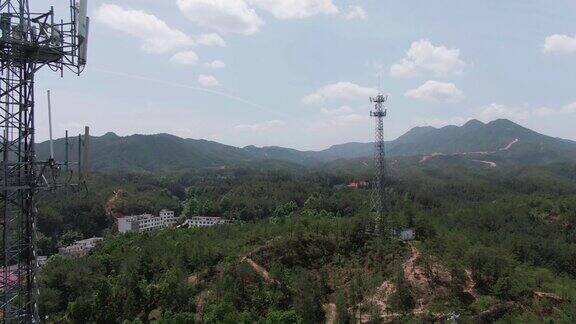 山上的手机5G信号基站