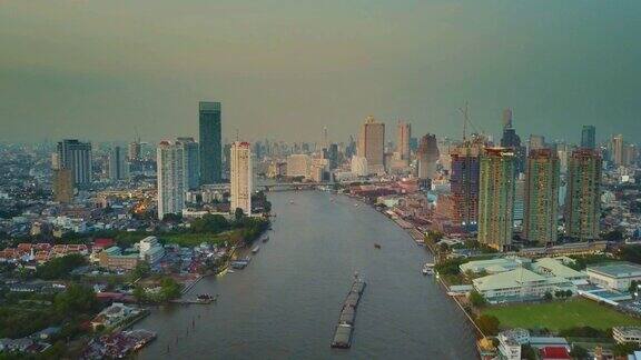 湄南河空中追踪拍摄了整个曼谷