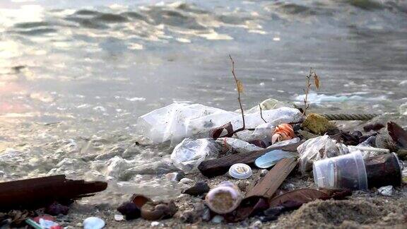 热带海岸的污染