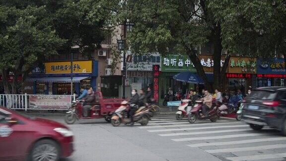 中国桂林繁忙的十字路口