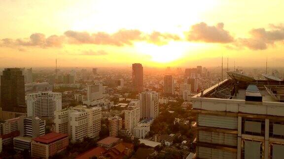 日出时曼谷的空中