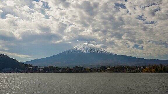 富士山日本最著名的山在秋冬季节静冈县日本