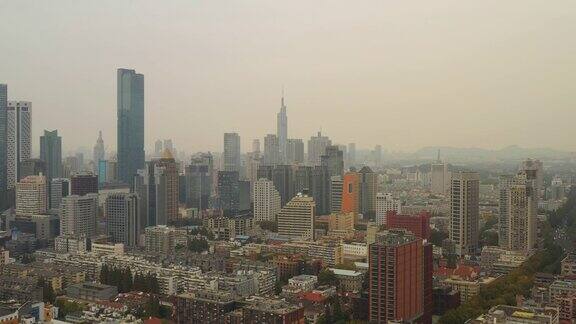 白天飞行在南京市区景观空中全景4k中国