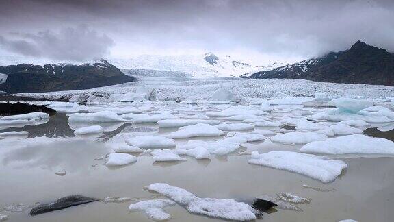 冰岛Jokulsarlon冰川景观的时间流逝