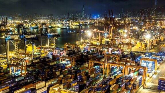 香港货柜码头夜间的时间推移-香港葵青货柜码头是世界上最繁忙的港口之一