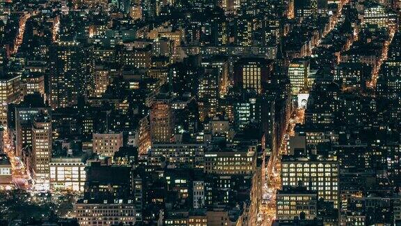 鸟瞰图在曼哈顿的夜晚纽约