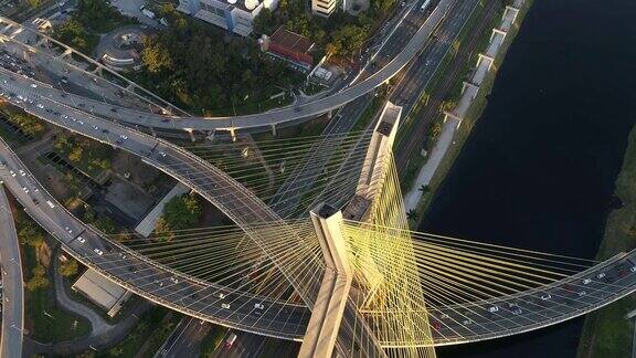 巴西圣保罗Estaiada桥鸟瞰图