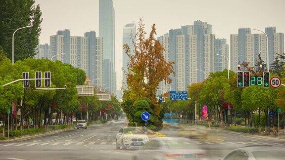 白天时间南京城市公寓住宅现代建筑综合体交通街道十字路口全景时间推移4k中国