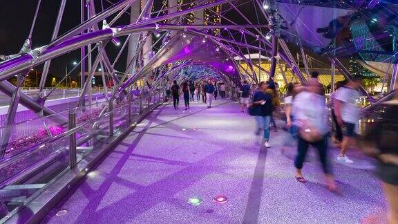 4K时光流逝:游客在螺旋新加坡漫步
